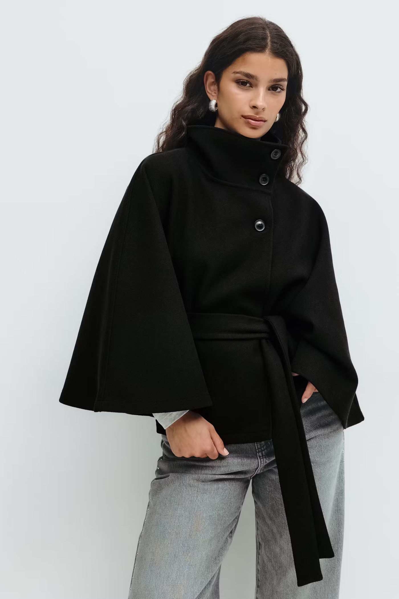 Diané™ | Manteau Élégant pour Femme avec Ceinture & Col Haut